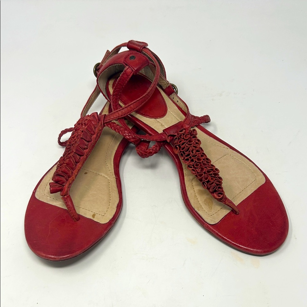 Frye Red Laurel Flower T-Strap Leather Women’s Sandals Size 10